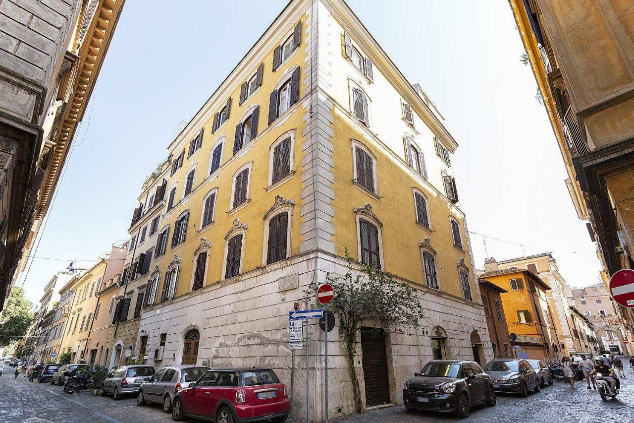 Emma's Borgo, Vatican Lägenhet *