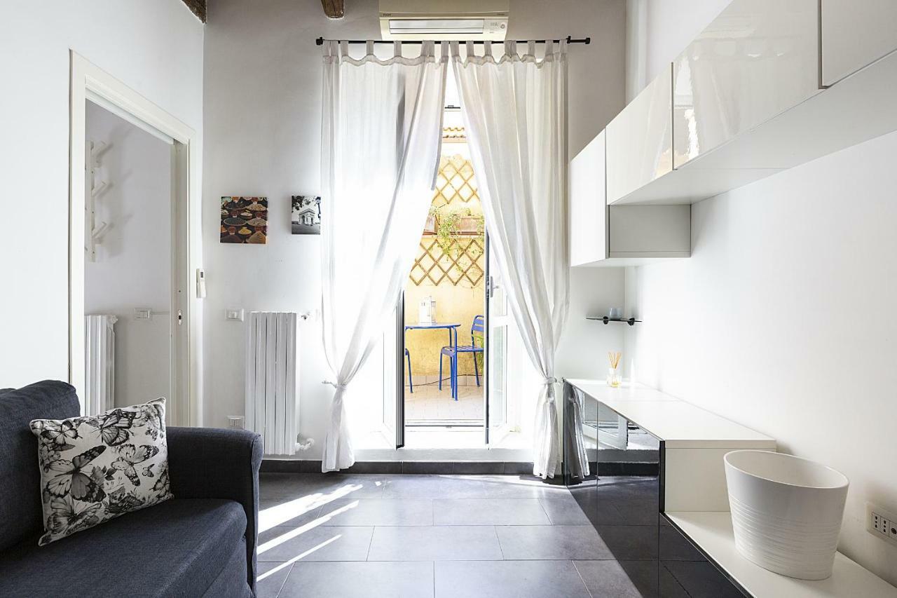 Emma's Borgo, Vatican Lägenhet *